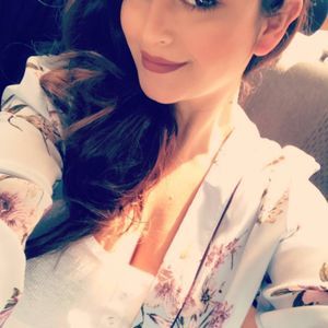 Meet your Posher, Adriana